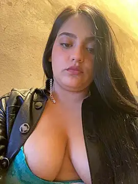 Sahanaprincessll online show from November 5, 2025, 6:08 pm