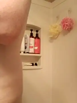 onlyhill online show from November 22, 2025, 3:22 pm