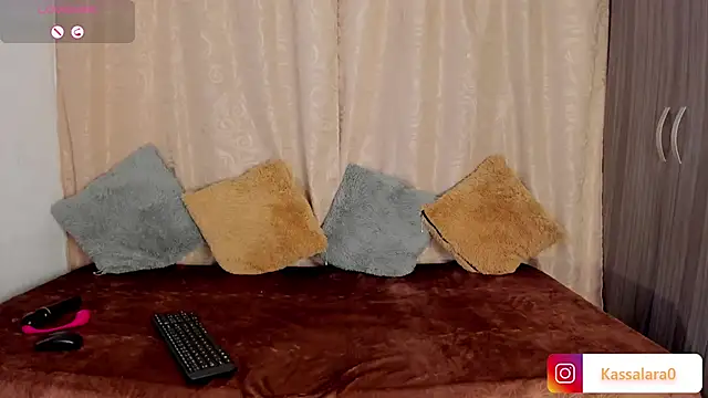 kassandra Lara online show from September 19, 2025, 2:57 am