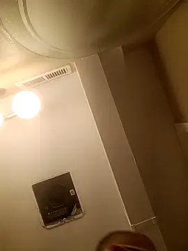 Snapshot of mkestr69 chatting on March 31, 2026, 6:19 pm mkestr69 online show from March 31, 2026, 6:19 pm