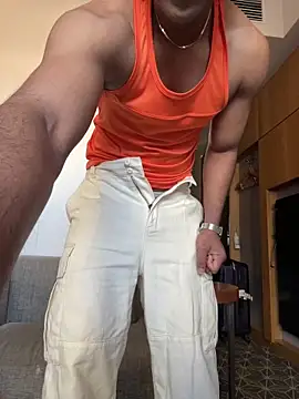 jimi-3011 online show from January 5, 2026, 10:57 pm