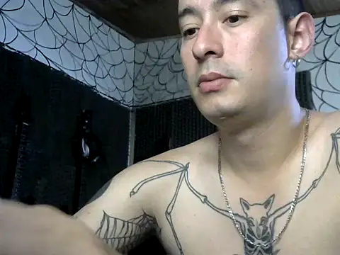 vampireathome online show from March 19, 2026, 6:12 pm