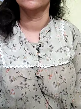 Your cutiepie  online show from March 14, 2025, 6:18 pm