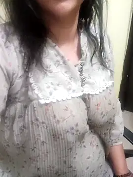 Your cutiepie  online show from March 20, 2025, 6:31 pm