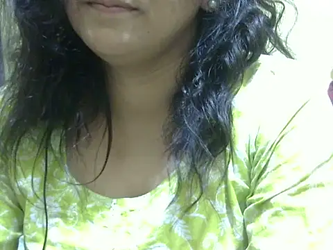 Your cutiepie  online show from December 3, 2025, 4:49 pm