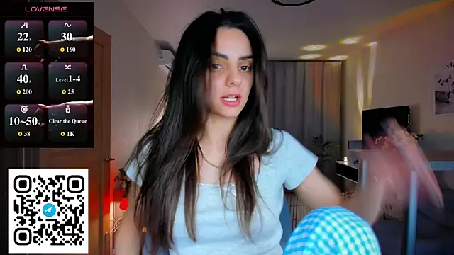 EmiliaZen online show from March 6, 2026, 9:55 pm