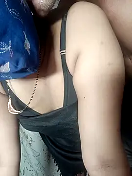 Snapshot of Crazybhabhi chatting on May 3, 2026, 8:37 pm Crazybhabhi online show from May 3, 2026, 8:37 pm