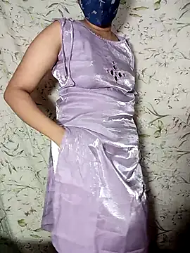 Snapshot of Crazybhabhi chatting on May 4, 2026, 8:05 pm Crazybhabhi online show from May 4, 2026, 8:05 pm
