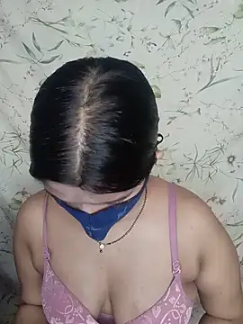 Snapshot of Crazybhabhi chatting on May 16, 2026, 9:13 pm Crazybhabhi online show from May 16, 2026, 9:13 pm