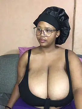 Snapshot of NonoGotBoobies chatting on February 6, 2025, 2:22 am NonoGotBoobies online show from February 6, 2025, 2:22 am