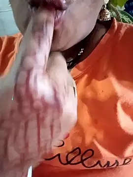 Snapshot of sonicute08 chatting on September 17, 2025, 4:58 am sonicute08 online show from September 17, 2025, 4:58 am