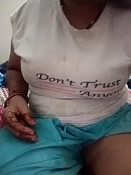 Snapshot of sonicute08 chatting on December 2, 2025, 6:25 pm sonicute08 online show from December 2, 2025, 6:25 pm