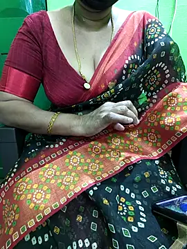 niiveditha online show from November 9, 2025, 9:51 am