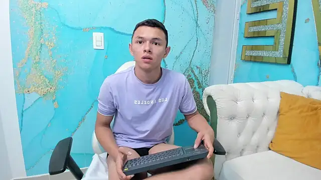 Andy dior18 online show from February 26, 2025, 2:04 am