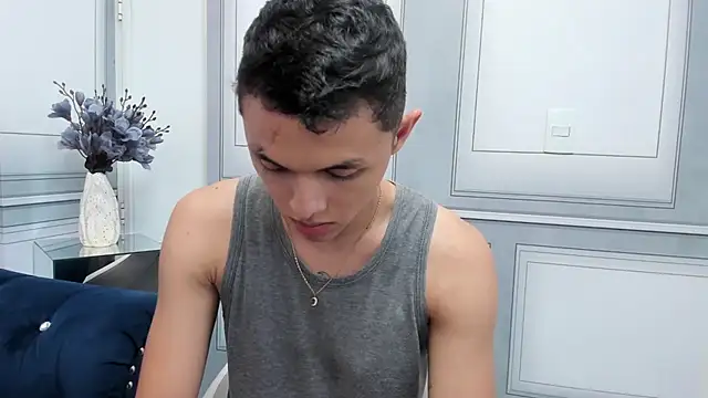 Andy dior18 online show from September 27, 2025, 9:31 pm
