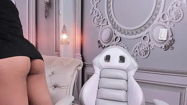 Andy dior18 online show from October 14, 2025, 2:23 am
