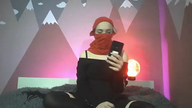 Snapshot of Barbie-sin chatting on February 7, 2025, 4:56 pm Barbie-sin online show from February 7, 2025, 4:56 pm