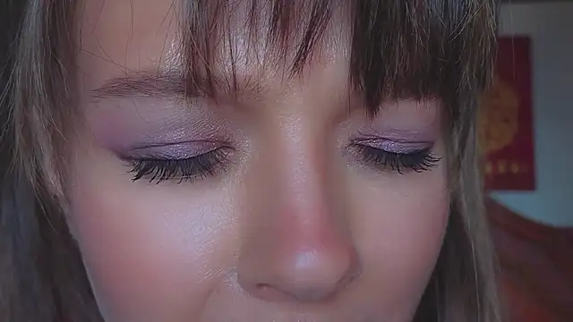 Snapshot of DemiDee chatting on February 14, 2025, 10:07 am DemiDee online show from February 14, 2025, 10:07 am