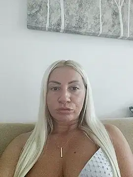 visnjica online show from September 14, 2025, 4:39 pm