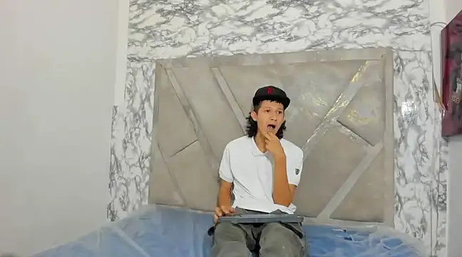 Snapshot of LucioDelDuque chatting on February 20, 2025, 4:14 pm LucioDelDuque online show from February 20, 2025, 4:14 pm