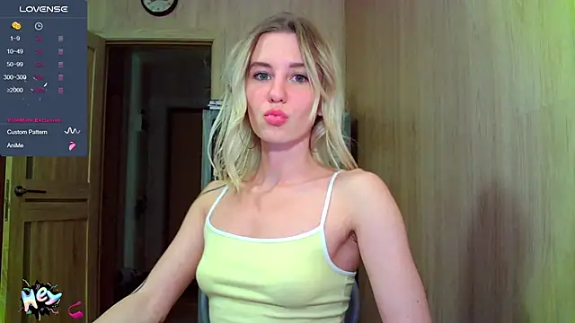 Caramel piegirl online show from November 11, 2025, 8:42 pm