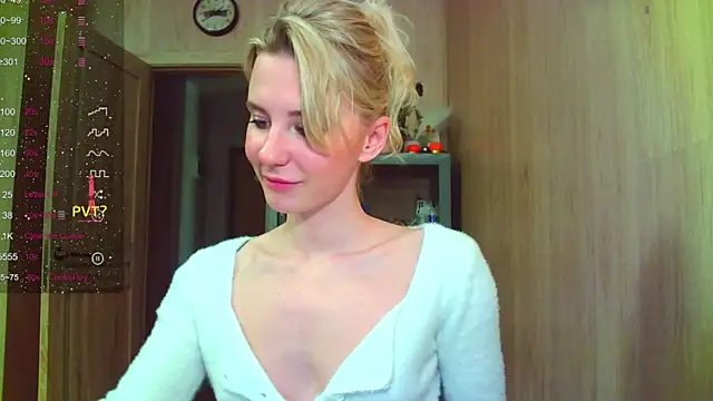 Caramel piegirl online show from April 15, 2026, 7:43 pm