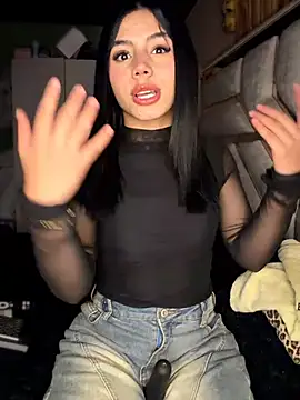 Laura-Khalifa online show from March 13, 2026, 7:37 am