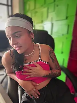 Dulce  Boyd online show from April 1, 2026, 2:47 pm