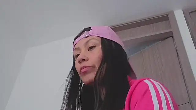 Snapshot of salome_stockman_s chatting on June 13, 2026, 4:38 pm salome stockman s online show from June 13, 2026, 4:38 pm