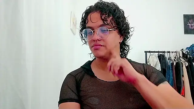 Diane blossom online show from April 19, 2026, 1:16 am