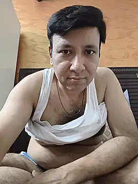 innocentboy1987 online show from July 5, 2026, 4:25 pm