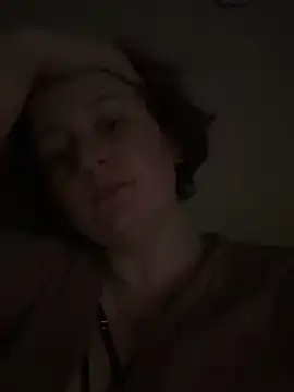 Snapshot of Luna_Echo chatting on February 8, 2025, 6:33 pm Luna Echo online show from February 8, 2025, 6:33 pm