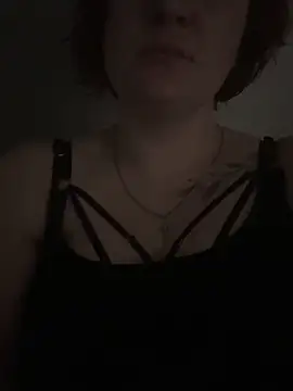 Snapshot of Luna_Echo chatting on February 10, 2025, 6:45 pm Luna Echo online show from February 10, 2025, 6:45 pm