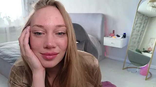 Snapshot of Engel_13 chatting on April 21, 2026, 4:30 am Engel 13 online show from April 21, 2026, 4:30 am
