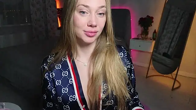 Snapshot of Engel_13 chatting on May 4, 2026, 7:54 pm Engel 13 online show from May 4, 2026, 7:54 pm
