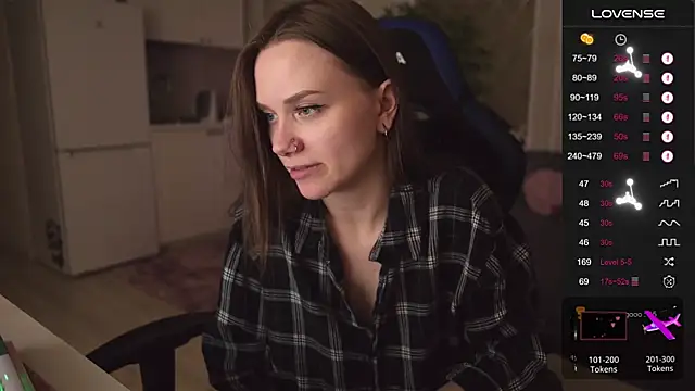 alexa feels  online show from September 18, 2025, 3:47 pm