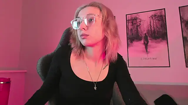 Snapshot of PhilippaAdamas chatting on March 2, 2025, 2:19 am PhilippaAdamas online show from March 2, 2025, 2:19 am