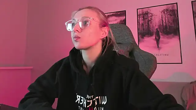 Snapshot of PhilippaAdamas chatting on March 2, 2025, 8:48 am PhilippaAdamas online show from March 2, 2025, 8:48 am