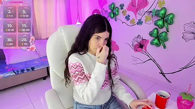 Isabela Fiorelli online show from March 23, 2026, 1:15 pm