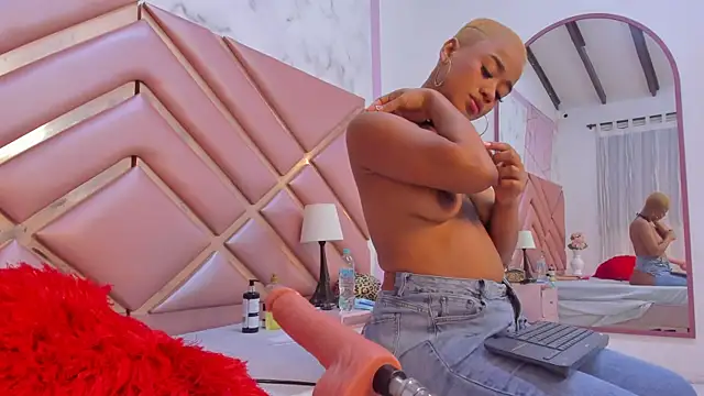 AgathaBladee online show from November 16, 2025, 1:55 am