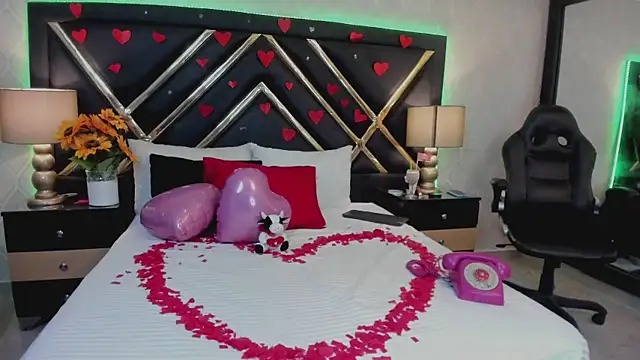 SophieWinsloow online show from February 14, 2025, 7:12 pm