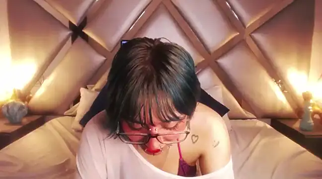 DarkMysterysF online show from March 4, 2025, 12:29 am