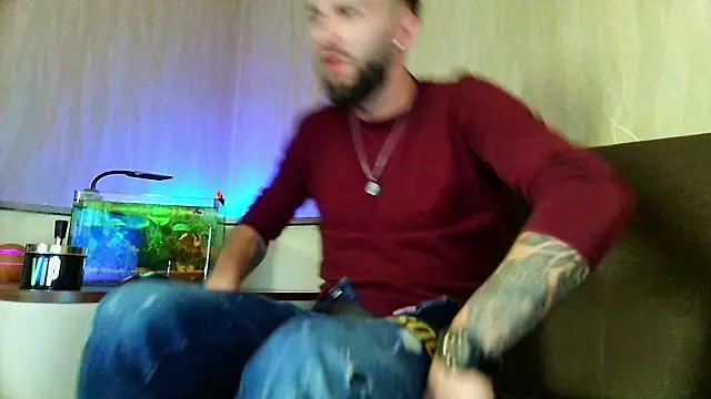 JamieNoxus online show from March 8, 2025, 8:35 pm