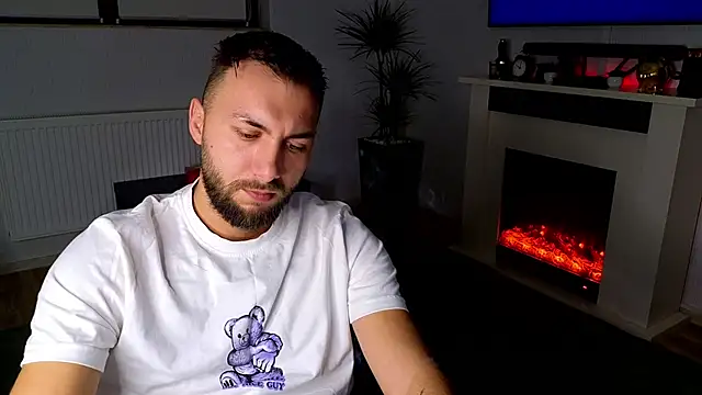 JamieNoxus online show from November 23, 2025, 8:03 am