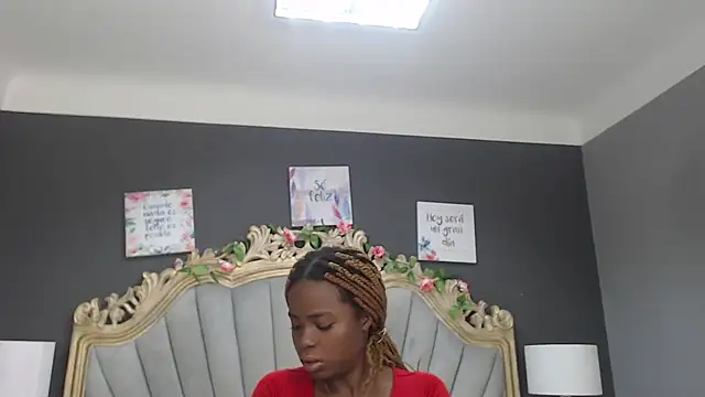 LindaBird online show from March 16, 2025, 11:27 am