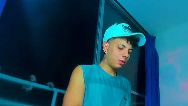 Alessandro 1610 online show from November 3, 2025, 4:25 am