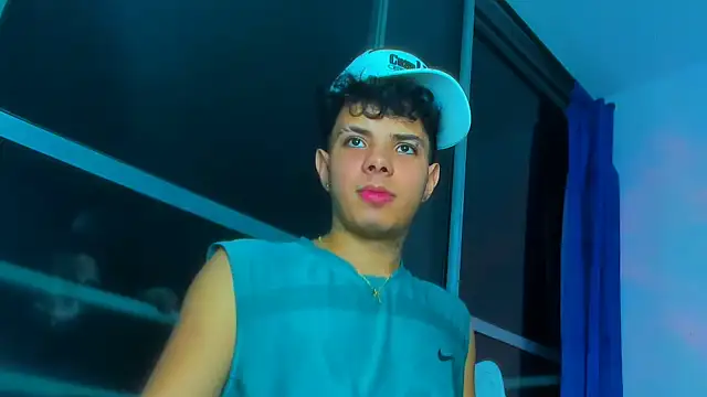 Alessandro 1610 online show from November 4, 2025, 4:33 am