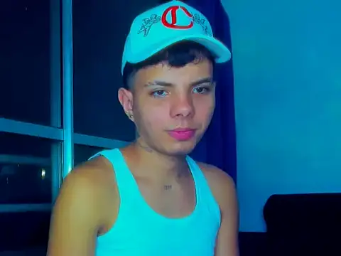 Alessandro 1610 online show from November 12, 2025, 4:46 am