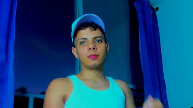 Alessandro 1610 online show from November 22, 2025, 11:04 pm