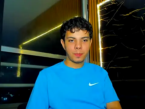 Snapshot of Alessandro_1610 chatting on June 16, 2026, 3:09 am Alessandro 1610 online show from June 16, 2026, 3:09 am